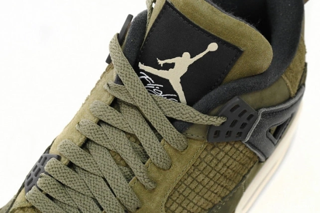 One Kick Craft FB9927-200 Jordan Medium 4 Olive Air 0713